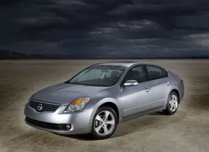 Nissan Altima - Sleek, Stylish, And Powerful Sedan Wallpaper