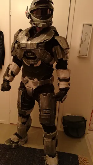 Noble Six Standing Valiantly On The Battlefield Wallpaper