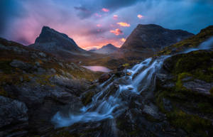 Norway Romsdalen Valley Wallpaper