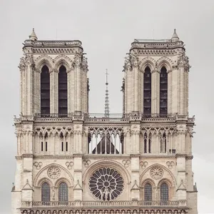 Notre Dame Front Towers Wallpaper
