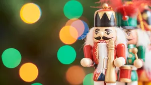 Nutcracker Soldiers With Lights Wallpaper