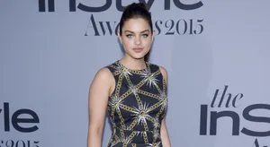 Odeya Rush Attending An Awards Show Wallpaper