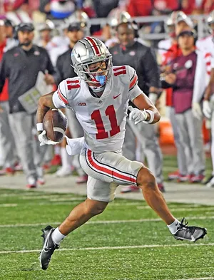 Ohio State Football Player Action Shot Wallpaper