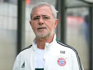 Old German Football Player Gerd Muller Wallpaper