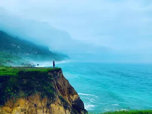 Oman Beautiful Sea Cliff Wallpaper
