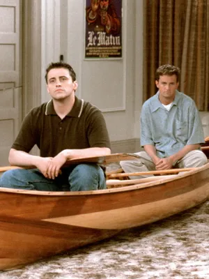 On A Canoe Friends Tv Show Wallpaper