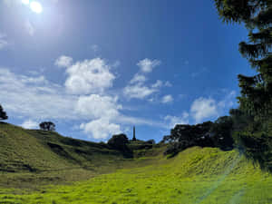 One Tree Hill Auckland Sunny Day Wallpaper