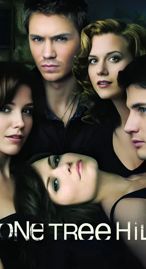 One Tree Hill Cast Close Up Wallpaper