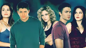 One Tree Hill Cast Reunion Wallpaper