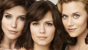 One Tree Hill Main Characters Wallpaper
