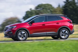 Opel Grandland X - Elegance And Performance On Four Wheels Wallpaper