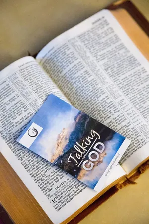 Open Biblewith Talkingto God Pamphlet Wallpaper