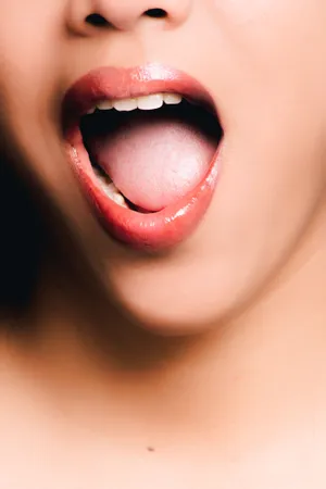 Oral Mouth Woman Wallpaper