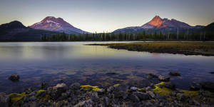 Oregon Sparks Lake Wallpaper