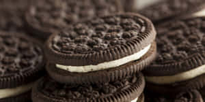 Oreo Cookie Filling Wallpaper