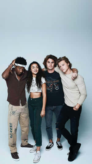 Outer Banks Cast Portrait Wallpaper