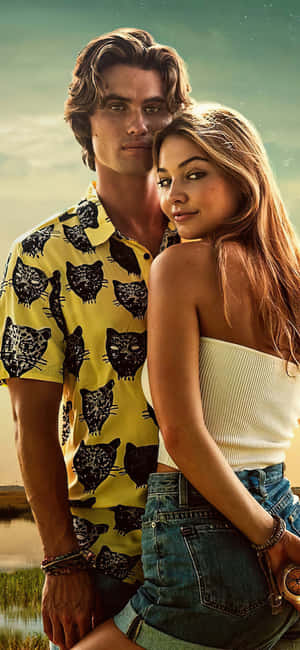 Outer Banks Couple Sunset Backdrop Wallpaper