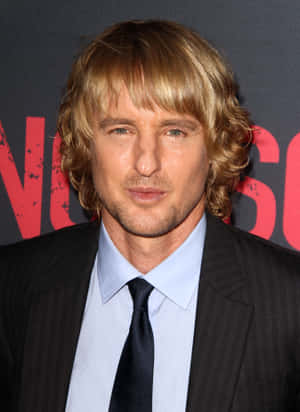 Owen Wilson Smiles At The Camera. Wallpaper