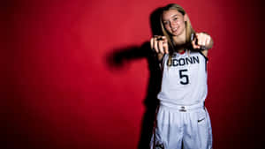 Paige Bueckers U Conn Basketball Star Wallpaper