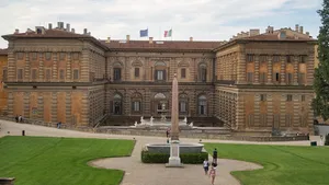 Palazzo Pitti Ancient Structure Wallpaper