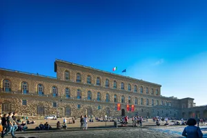 Palazzo Pitti Tourists Wallpaper
