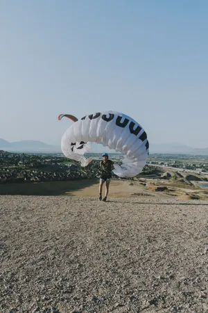 Paragliding Landing Position Wallpaper