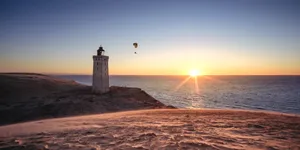 Paragliding Near Lighthouse Wallpaper