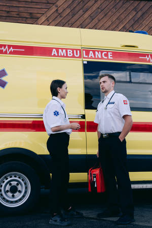 Paramedic Members Talking Wallpaper