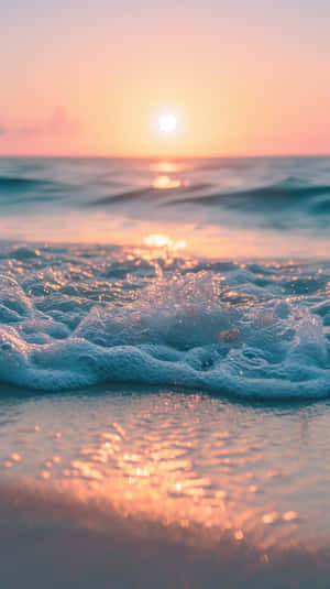 Pastel Sunset Beach Waves Wallpaper
