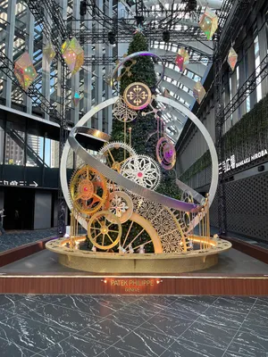 Patek Philippe Watch-inspired Christmas Tree Wallpaper