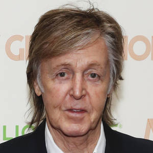 Paul Mccartney Looking Old Wallpaper