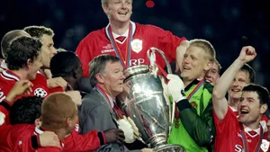 Peter Schmeichel 1999 Champions League Trophy Wallpaper