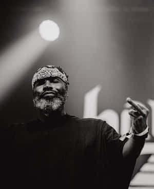 Pharoahe Monch Performingon Stage Wallpaper