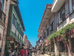 Philippines Pastel Vintage Style Homes Wallpaper