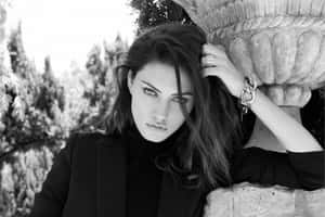 Phoebe Tonkin Blackand White Portrait Wallpaper