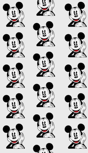 Photo White Mickey Mouse Ready For Adventure Wallpaper