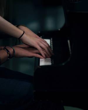 Piano Couple Hands Wallpaper