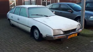 Picture Perfect Classic Citroën Cx Wallpaper