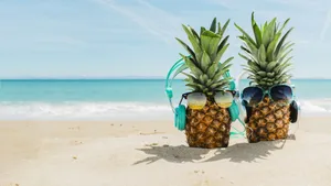 Pineapple Beach Vibes Wallpaper