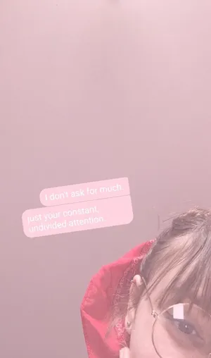 Pink E-girl Aesthetic Quote Wallpaper