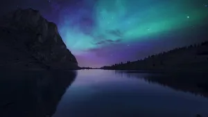 Placid Aurora Lake Wallpaper