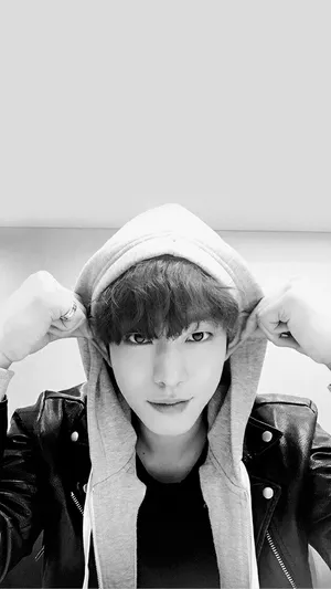 Playful Ahn Hyo Seop - The Radiant South Korean Actor Wallpaper