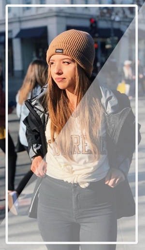 Pokimane Wearing Beanie Wallpaper