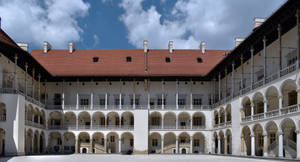 Poland's Wawel Castle Courtyard Wallpaper