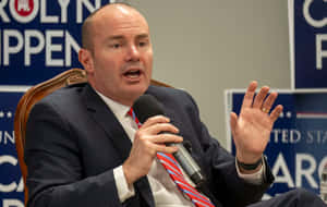 Politician Speakingat Event Wallpaper