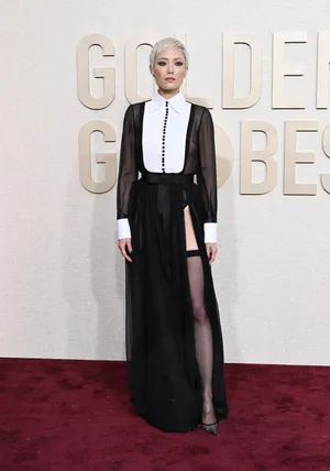 Pom Klementieff At Golden Globes Wallpaper