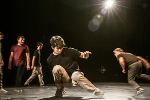 Popping With Hand On Floor [wallpaper] Wallpaper