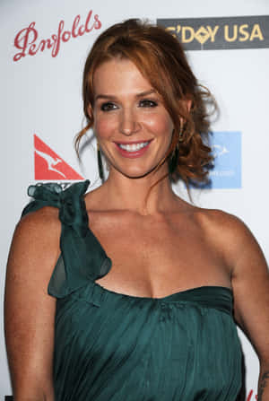 Poppy Montgomery G Day U S A Event Wallpaper