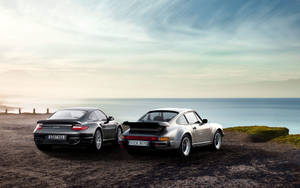 Porsche 911 Classic And Modern Design Wallpaper