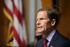 Portrait Of Senator Richard Blumenthal Wallpaper